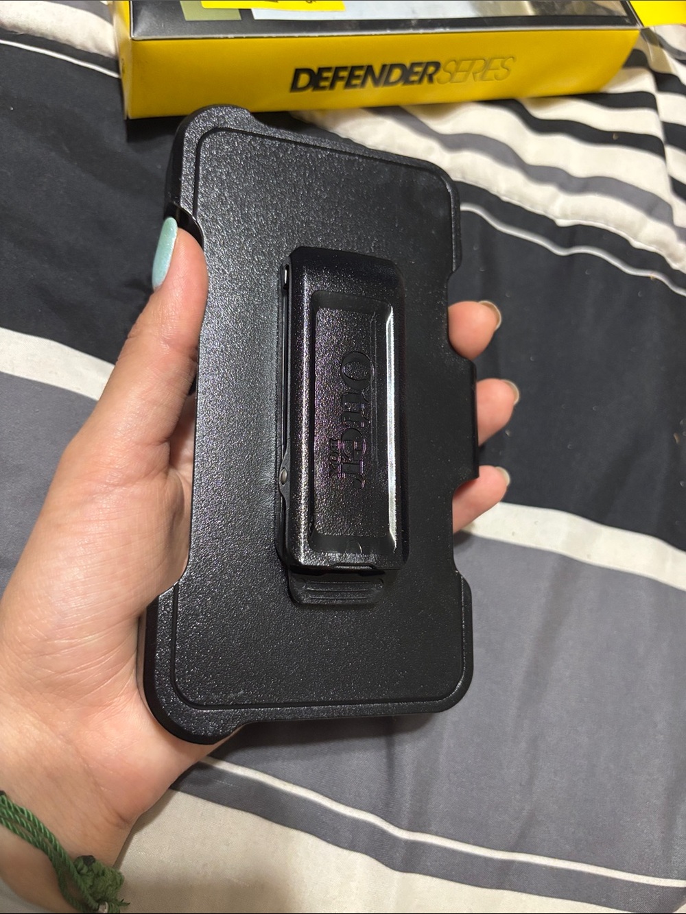 OtterBox Defender Series Rugged Protection Case - Picture 3 of 4